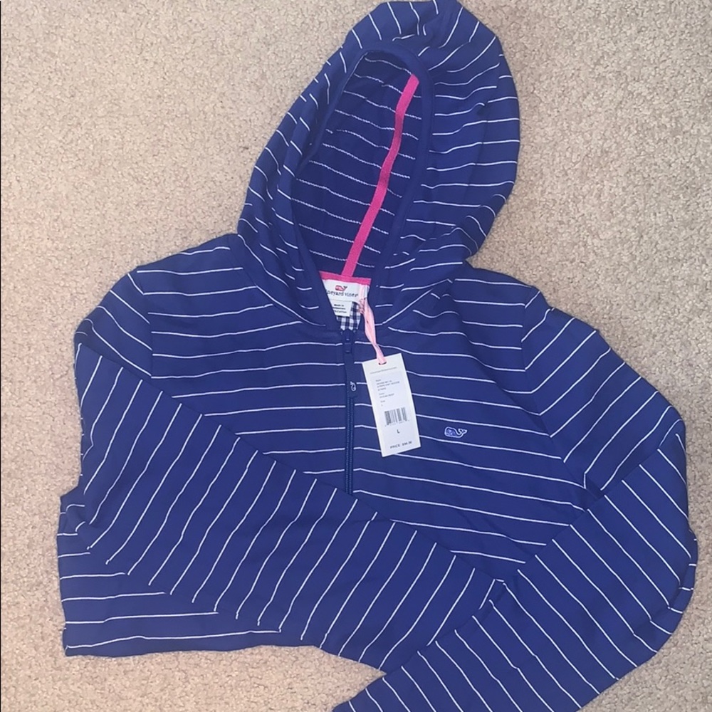 BRAND NEW Women’s Vineyard Vines Hoodie